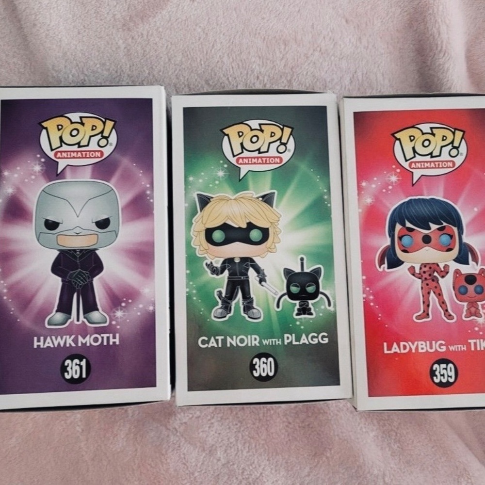 MIRACULOUS LADYBUG FUNKO POP TRIO! Includes Ladybug, Cat Noir and Hawk Moth - Picture 6 of 6